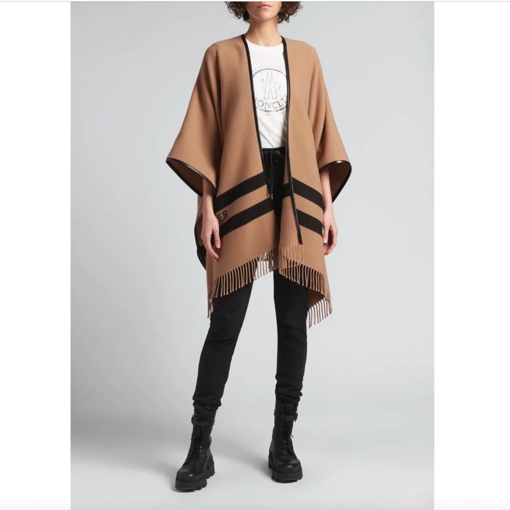 Moncler Beige Virgin Wool Logo Cape With Black Leather Trim And Fringe - Picture 7 of 15